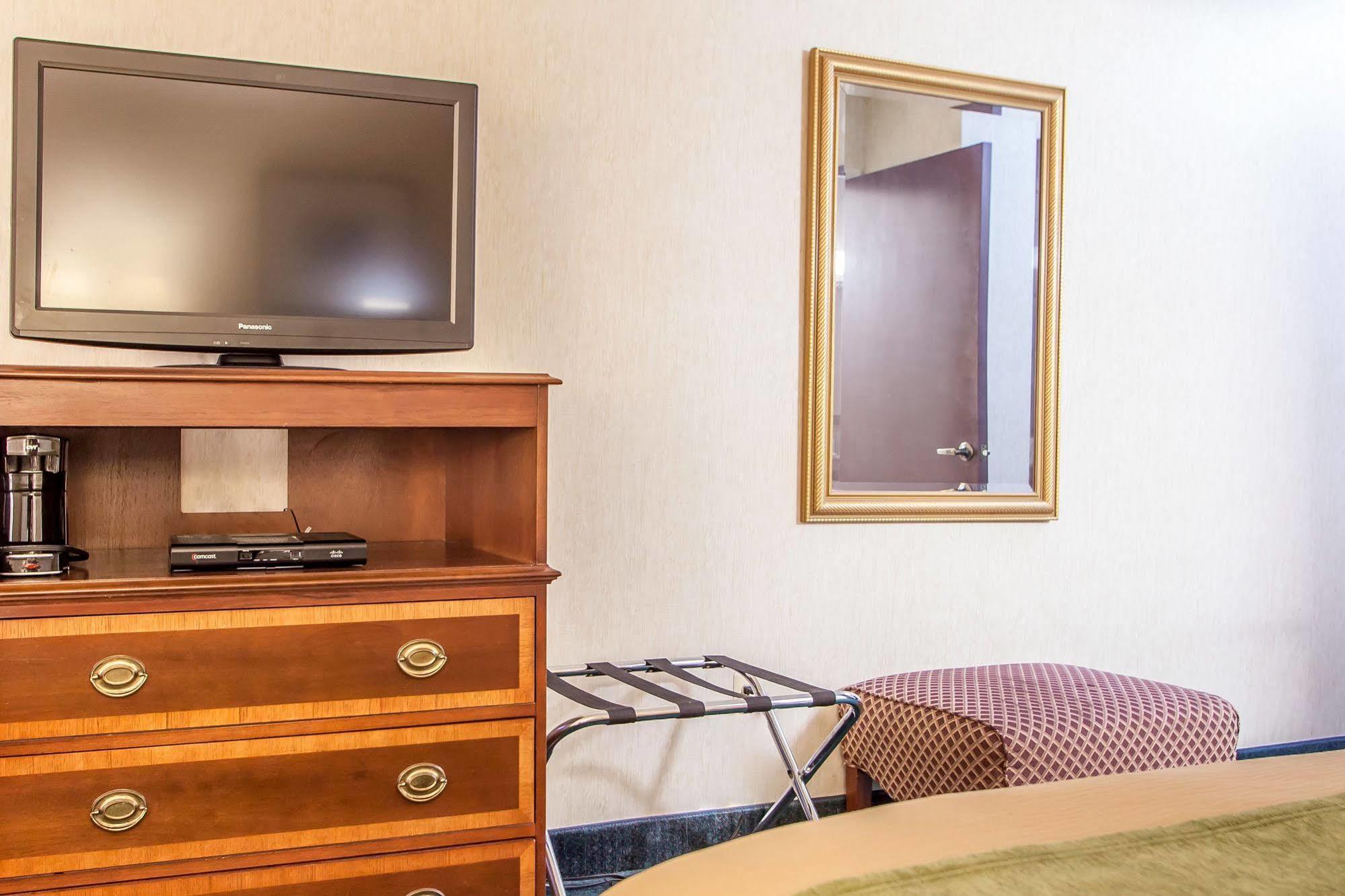 Quality Inn Near Toms River Corporate Park Manchester Township Zewnętrze zdjęcie